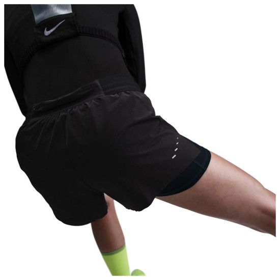 Nike Γυναικείο σορτς Swift Dri-FIT Mid-Rise 2in1 Shorts